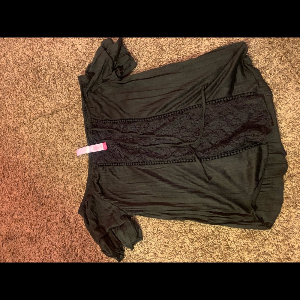 Shirt - Picture 2 of 3